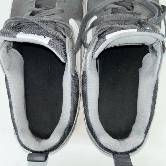 VANS Mens Shoes Size 12 Old Skool Gray & White Suede Canvas Skateboarding - Picture 7 of 16